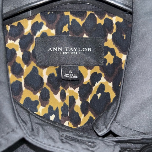 ⭐️ ACCEPTING OFFERS ⭐️ANN TAYLOR Rain Trench JACKET SZ S - Picture 3 of 9